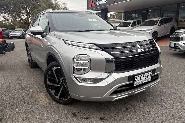 2024 Mitsubishi Outlander PHEV Exceed Tourer ZM