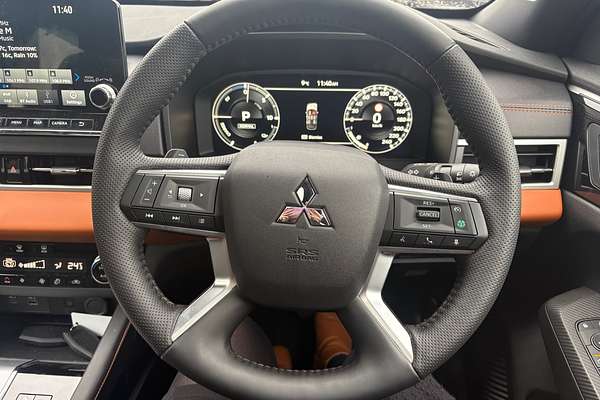 2024 Mitsubishi Outlander PHEV Exceed Tourer ZM