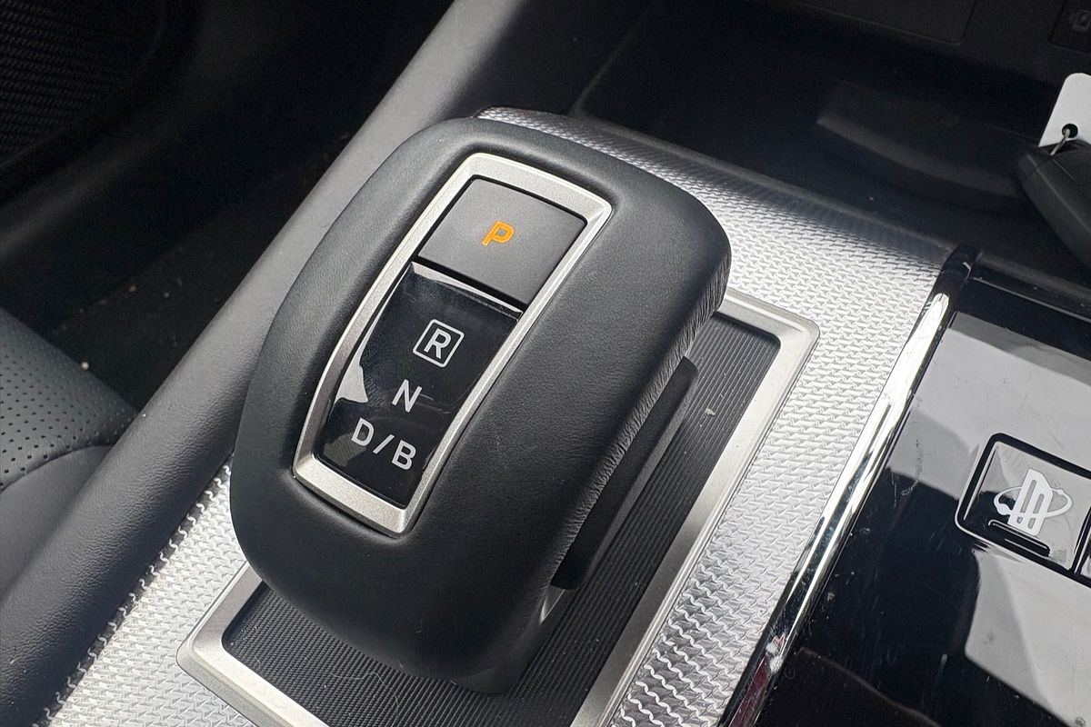 2024 Mitsubishi Outlander PHEV Exceed Tourer ZM