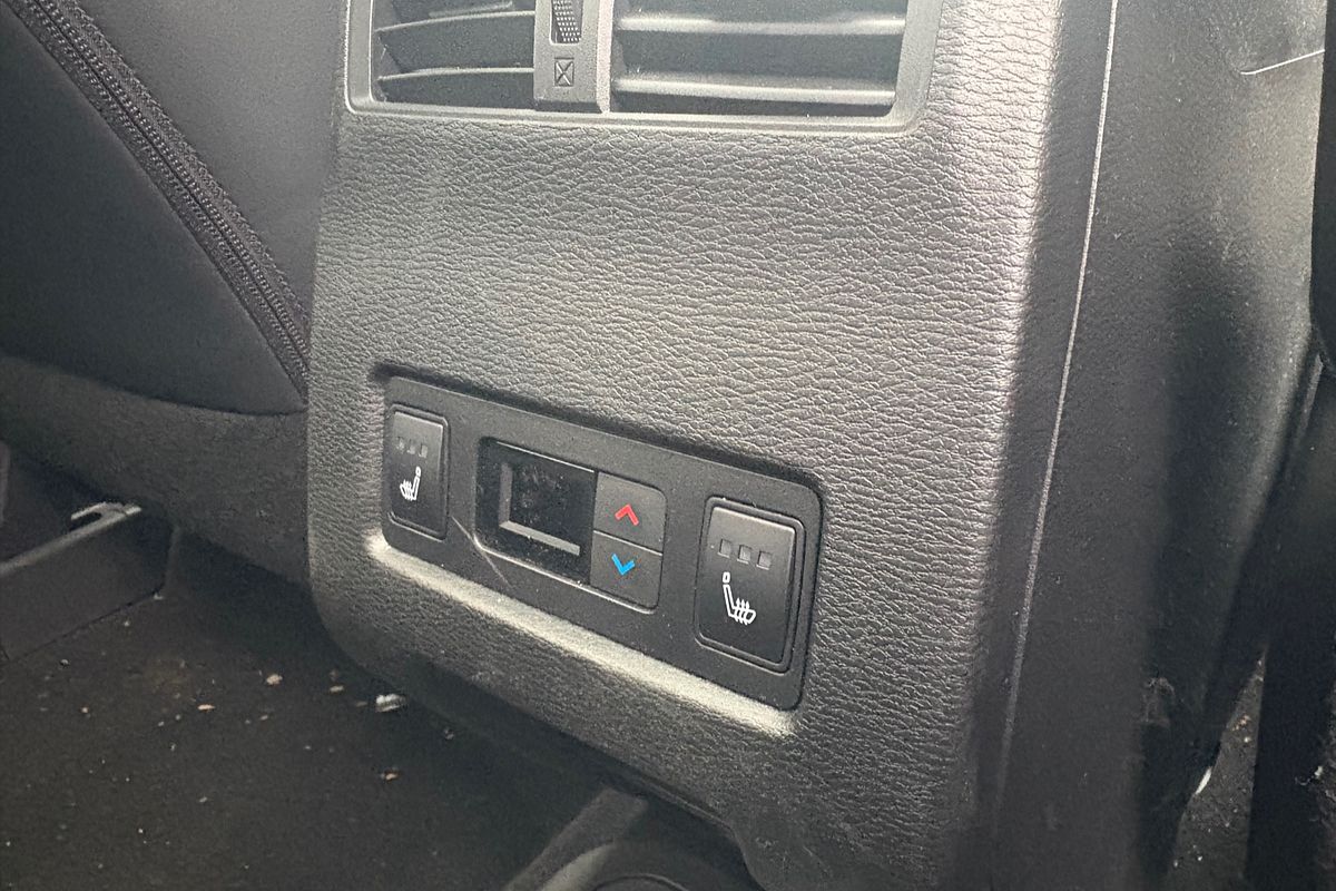 2024 Mitsubishi Outlander PHEV Exceed Tourer ZM