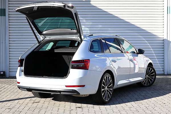 2022 SKODA Superb 162TSI Style NP
