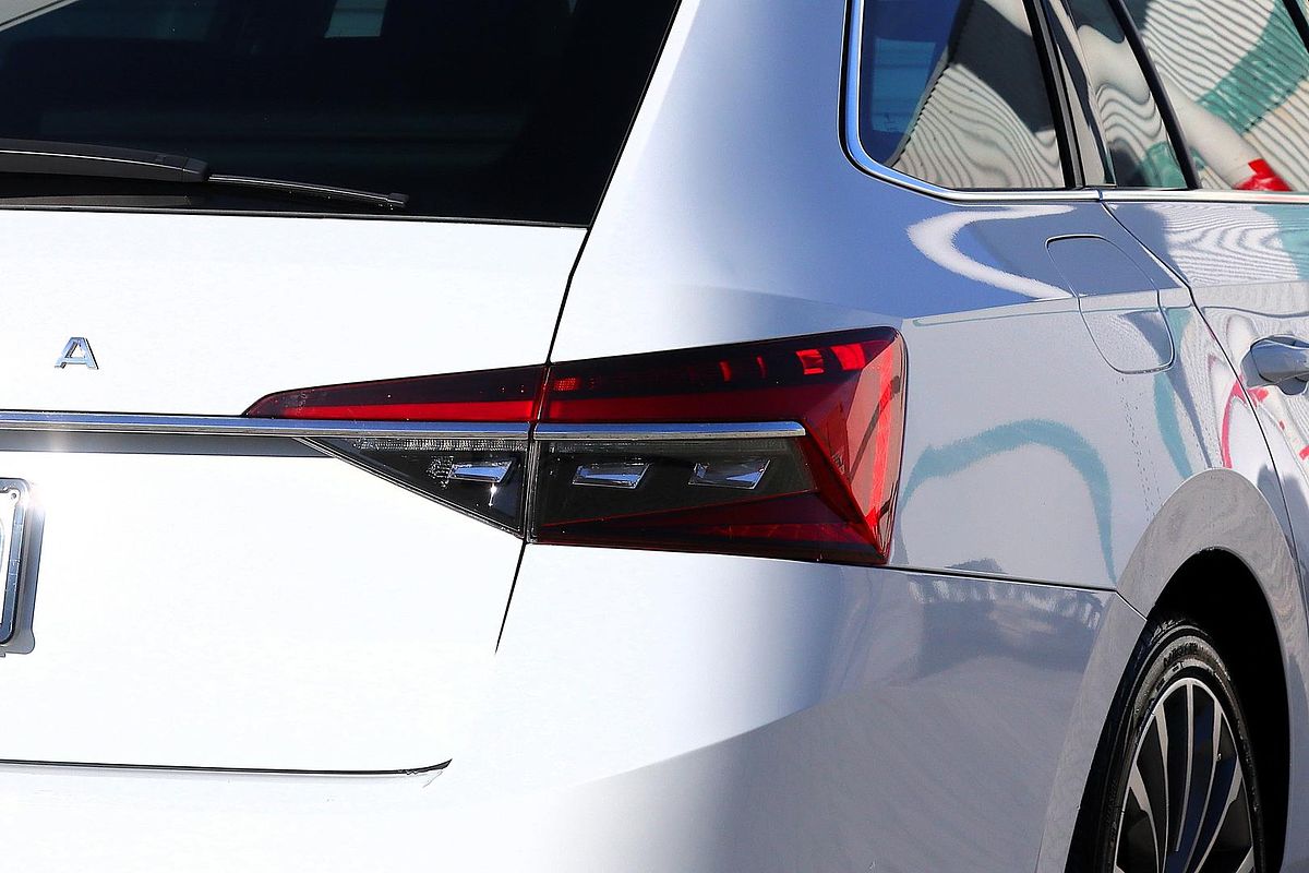 2022 SKODA Superb 162TSI Style NP