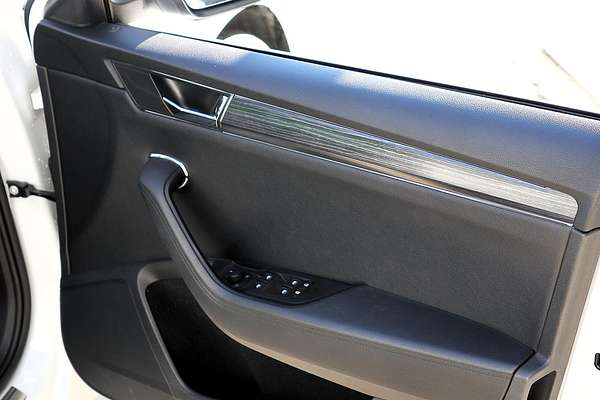 2022 SKODA Superb 162TSI Style NP