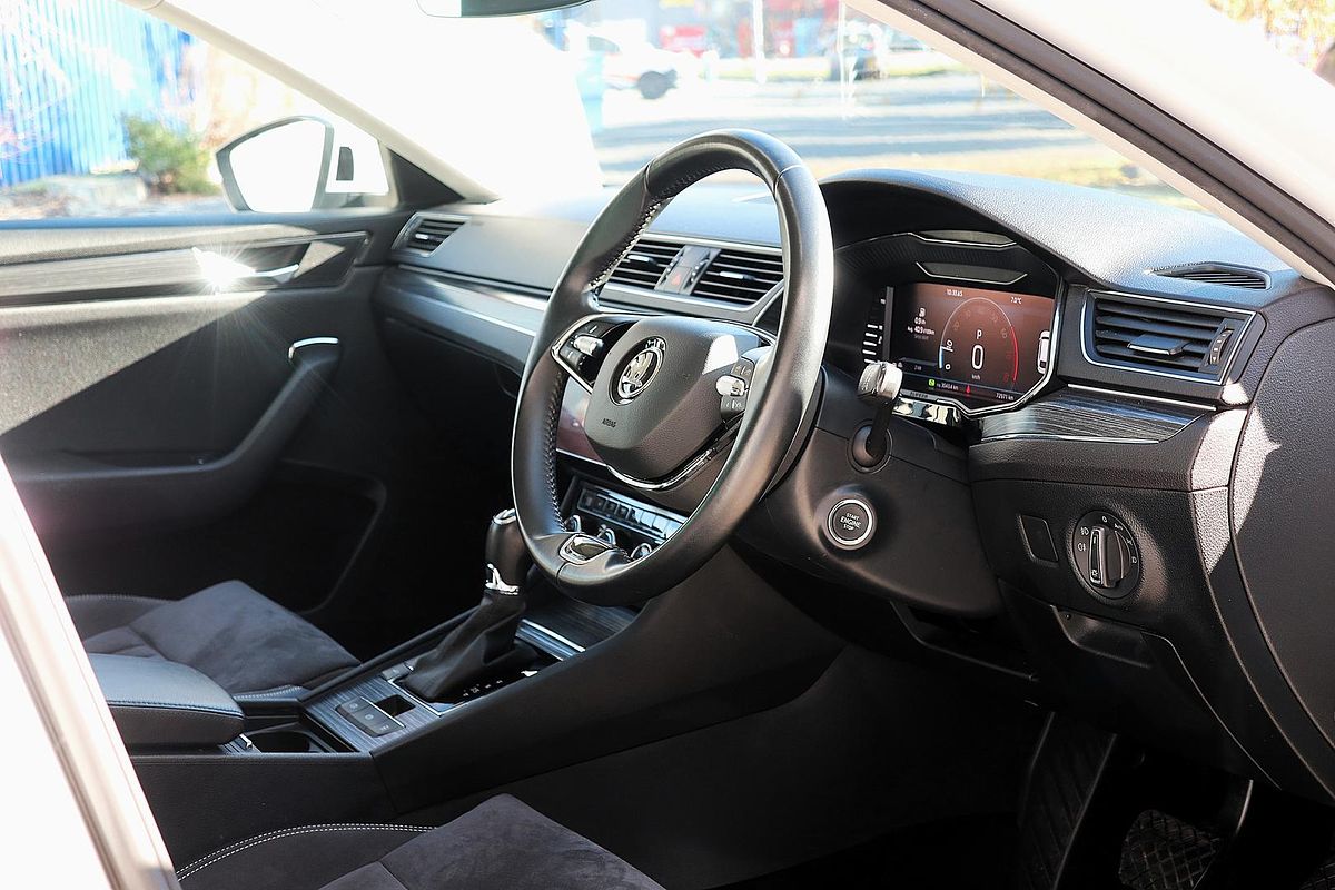2022 SKODA Superb 162TSI Style NP