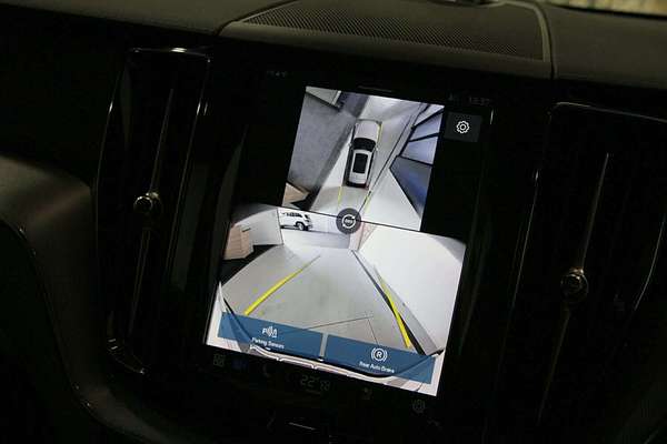 2024 Volvo XC60 Recharge T8 Black Edition Plug-In Hybrid