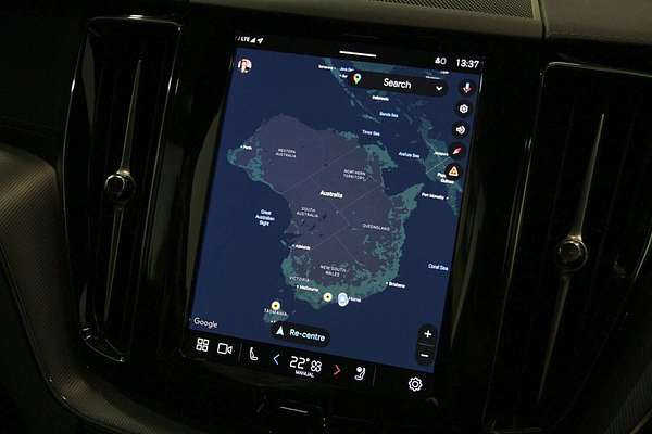 2024 Volvo XC60 Recharge T8 Black Edition Plug-In Hybrid