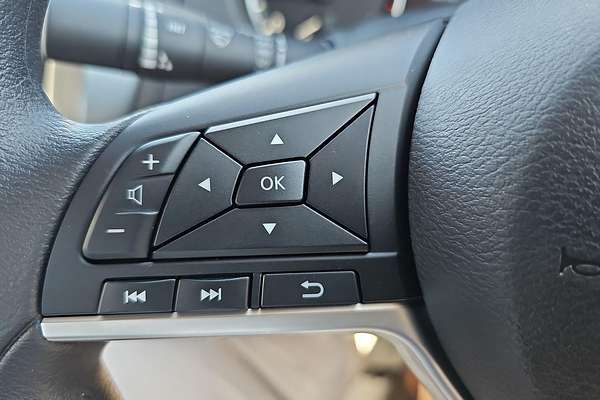 2025 Nissan Navara SL D23 4X4
