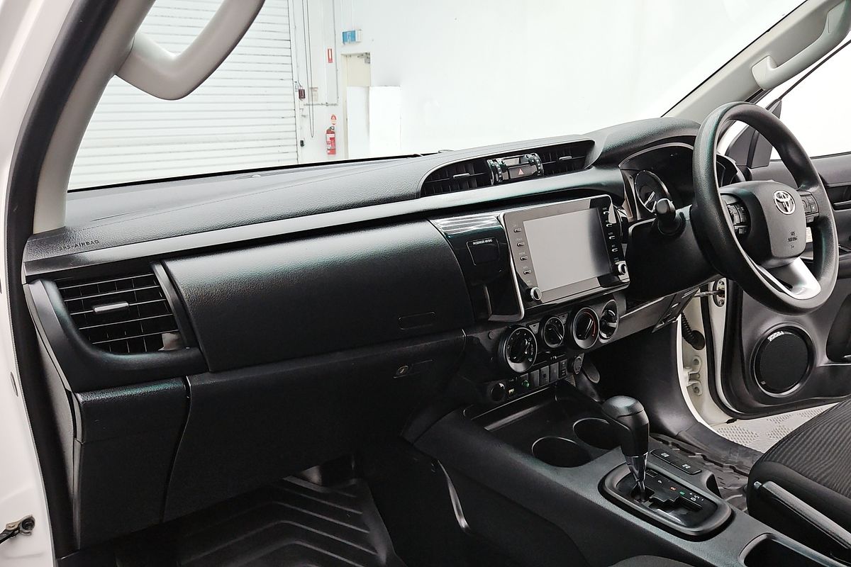 2020 Toyota Hilux SR GUN126R 4X4