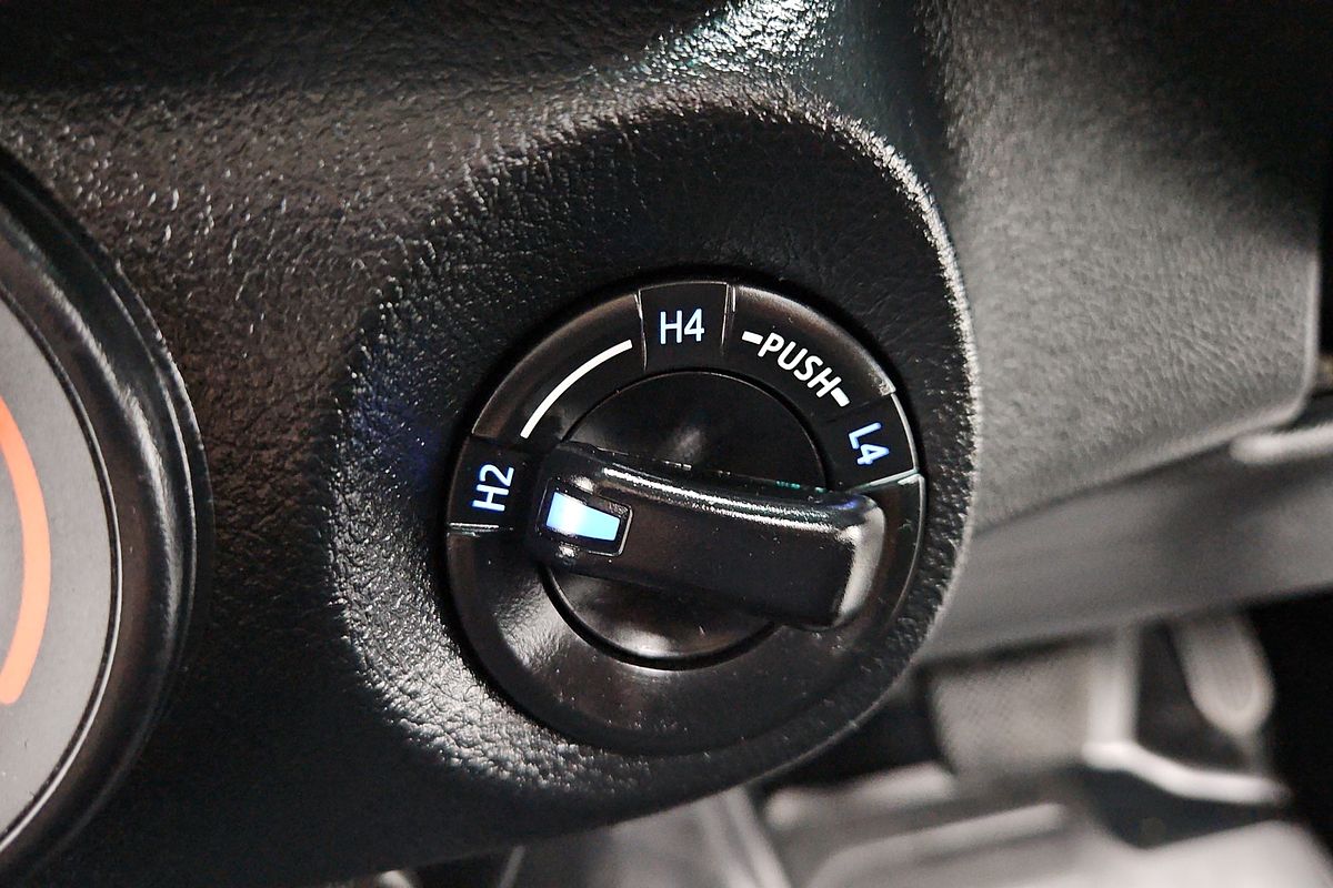 2020 Toyota Hilux SR GUN126R 4X4