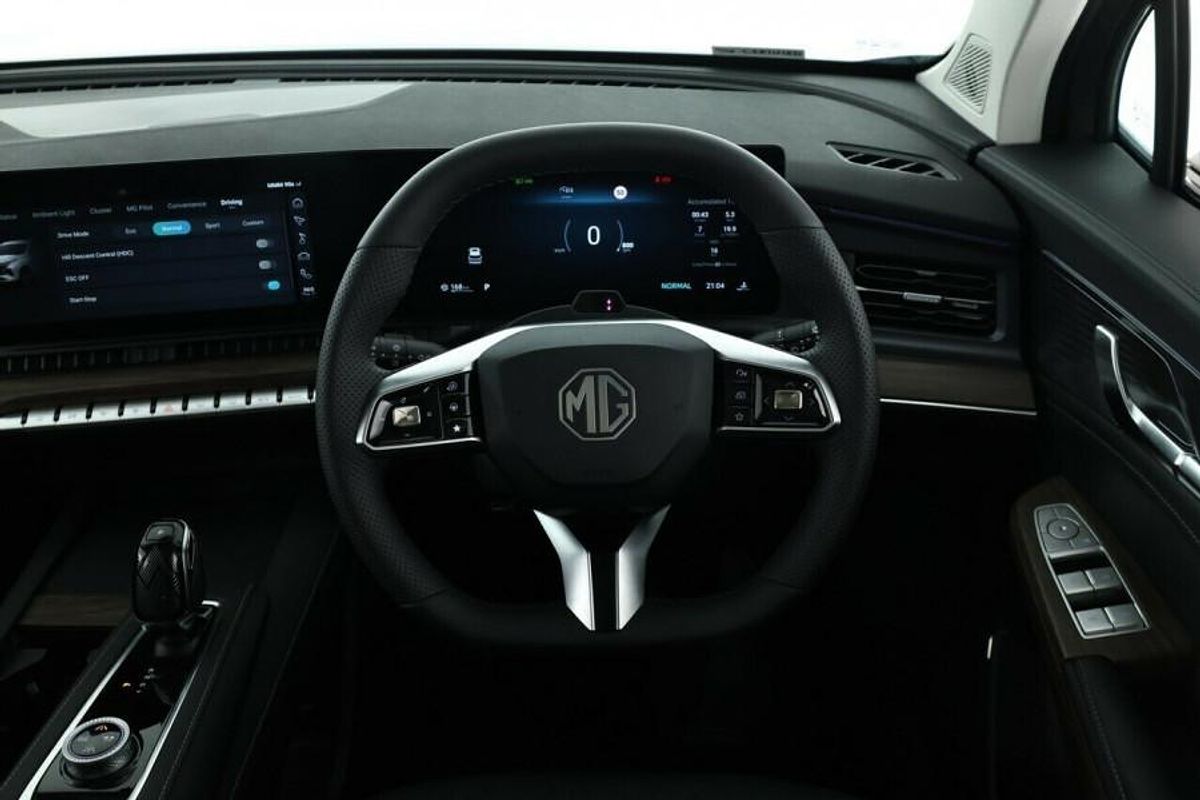 2025 MG QS Excite IS31