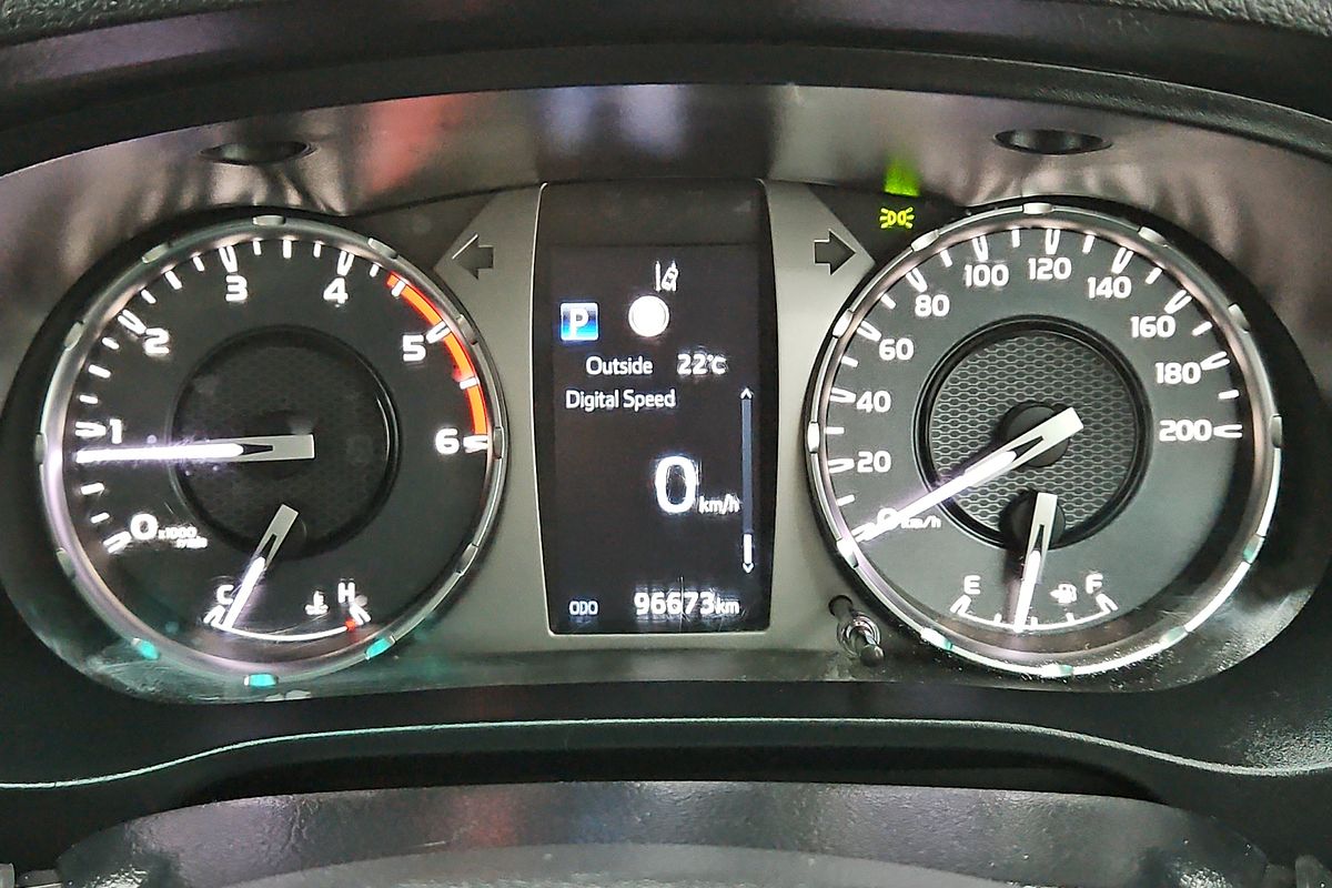 2020 Toyota Hilux SR GUN126R 4X4