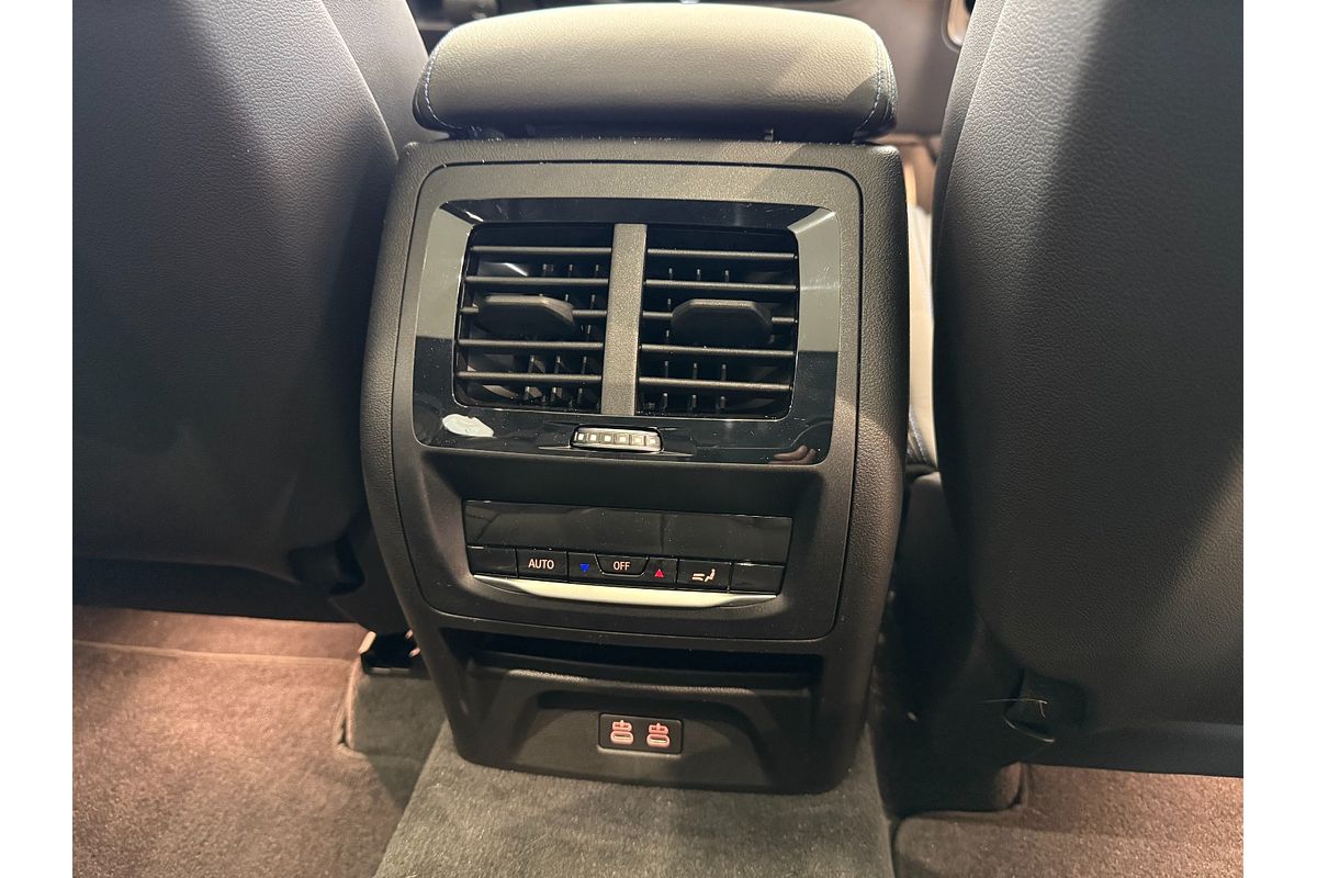 2024 BMW X3 M40i G01 LCI