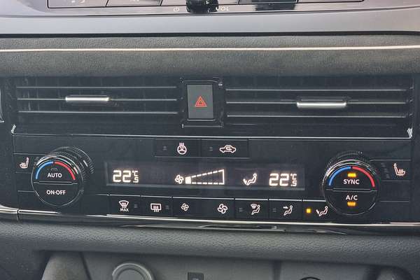 2025 Nissan QASHQAI N-DESIGN e-POWER J12