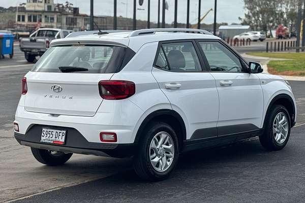 2023 Hyundai Venue Active QX.V5