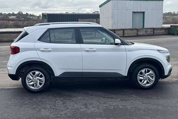 2023 Hyundai Venue Active QX.V5