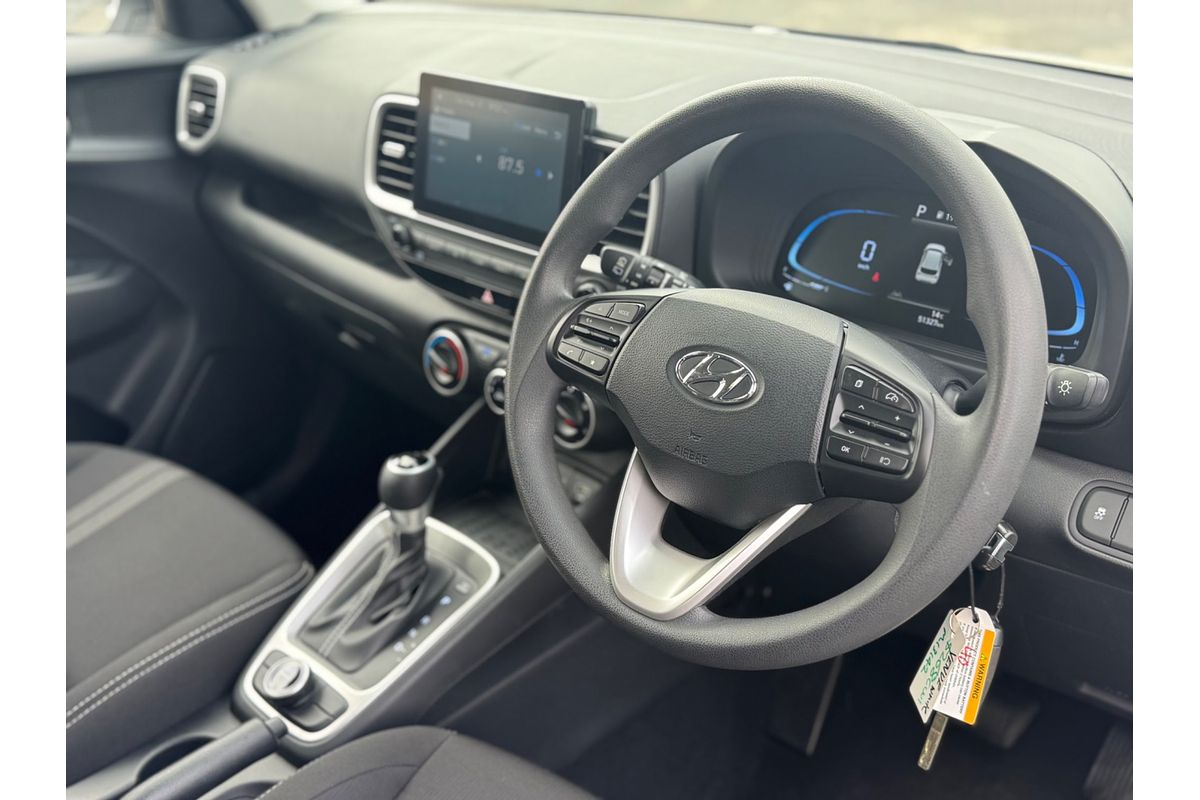 2023 Hyundai Venue Active QX.V5