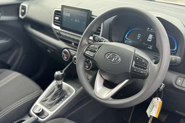2023 Hyundai Venue Active QX.V5
