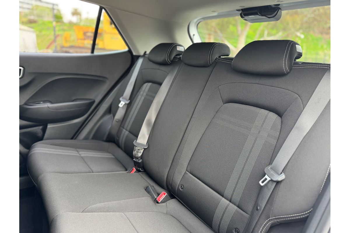 2023 Hyundai Venue Active QX.V5