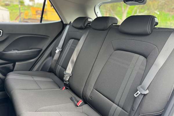 2023 Hyundai Venue Active QX.V5