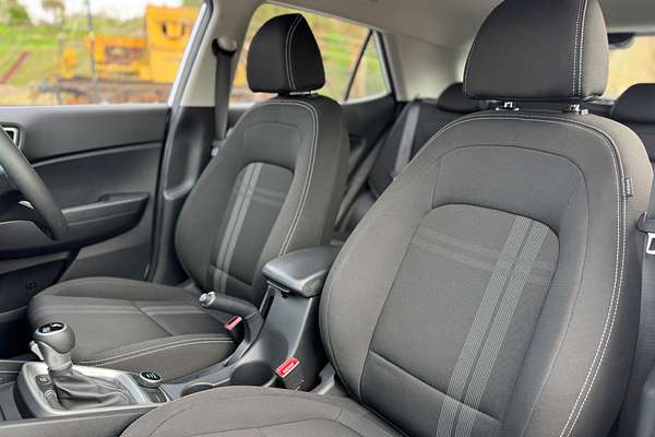2023 Hyundai Venue Active QX.V5