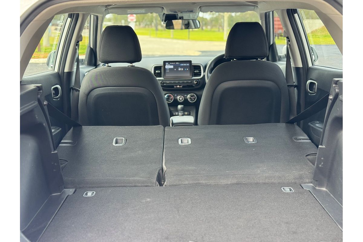 2023 Hyundai Venue Active QX.V5