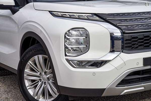 2022 Mitsubishi Outlander LS ZM