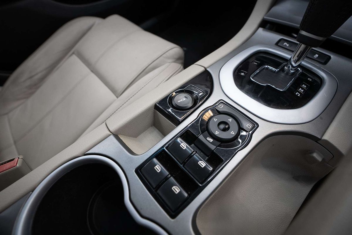 2011 Holden Special Vehicles Grange WM Series 3