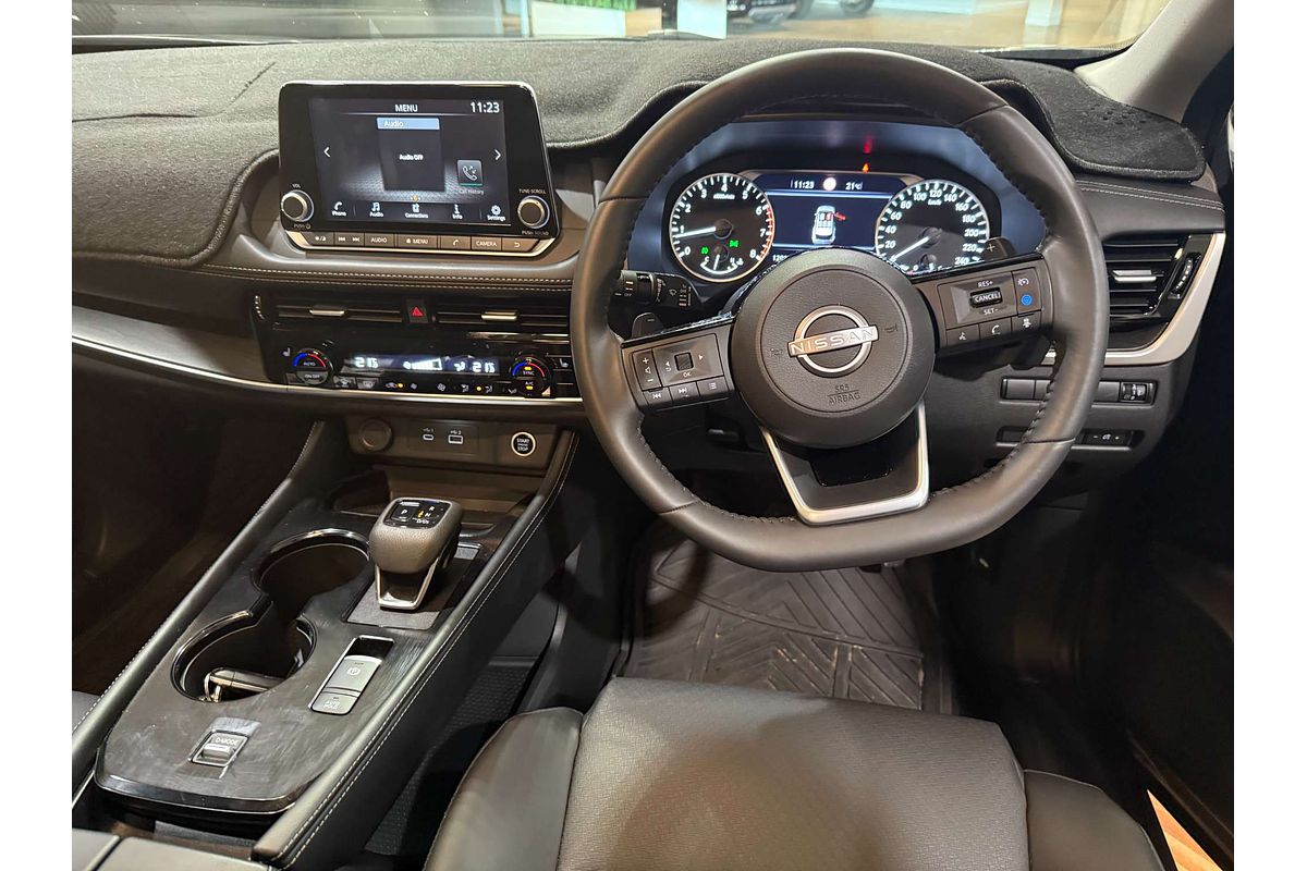 2024 Nissan X-TRAIL ST-L T33