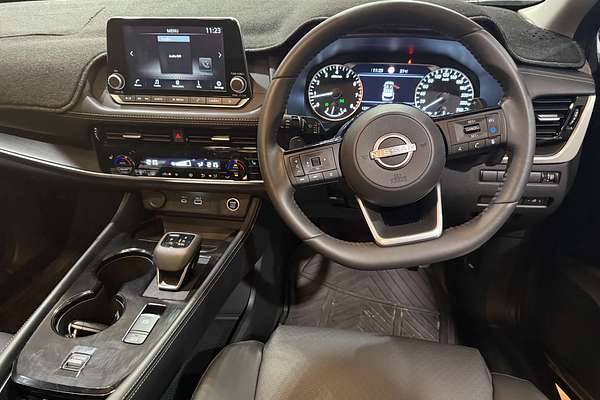 2024 Nissan X-TRAIL ST-L T33
