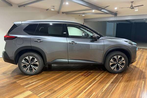 2024 Nissan X-TRAIL ST-L T33