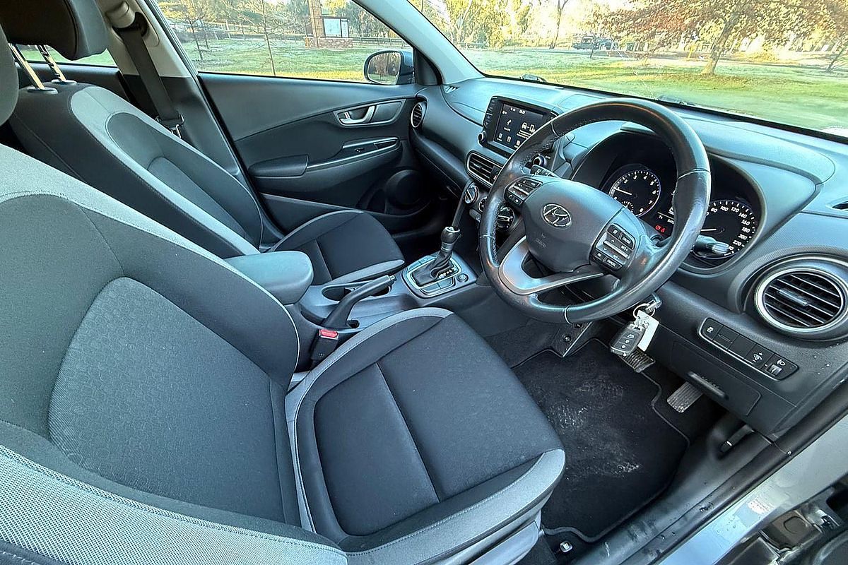 2017 Hyundai Kona Active OS