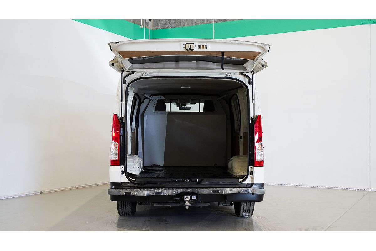2022 Toyota Hiace GDH300R LWB