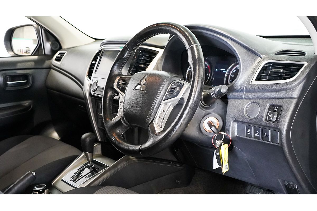 2023 Mitsubishi Triton GLX-R MR 4X4