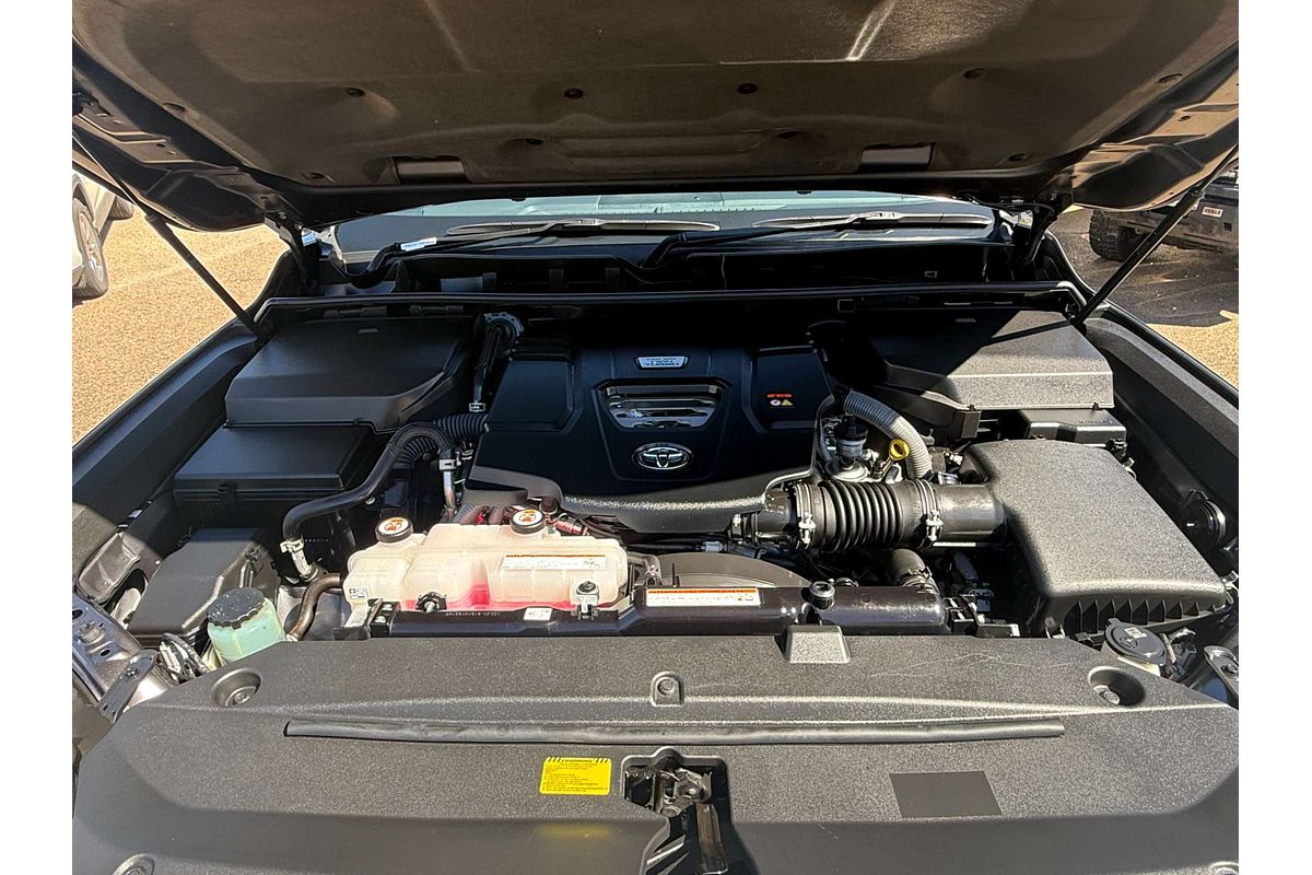 2023 Toyota Landcruiser VX FJA300R
