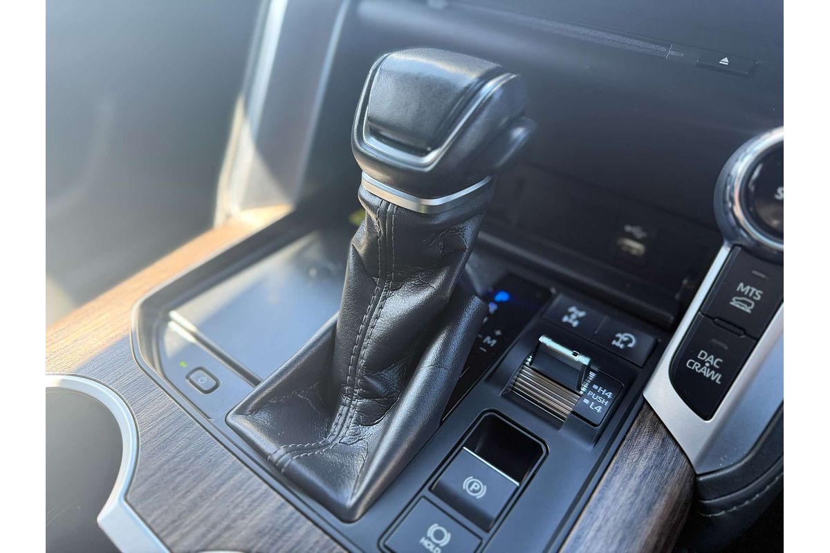 2023 Toyota Landcruiser VX FJA300R
