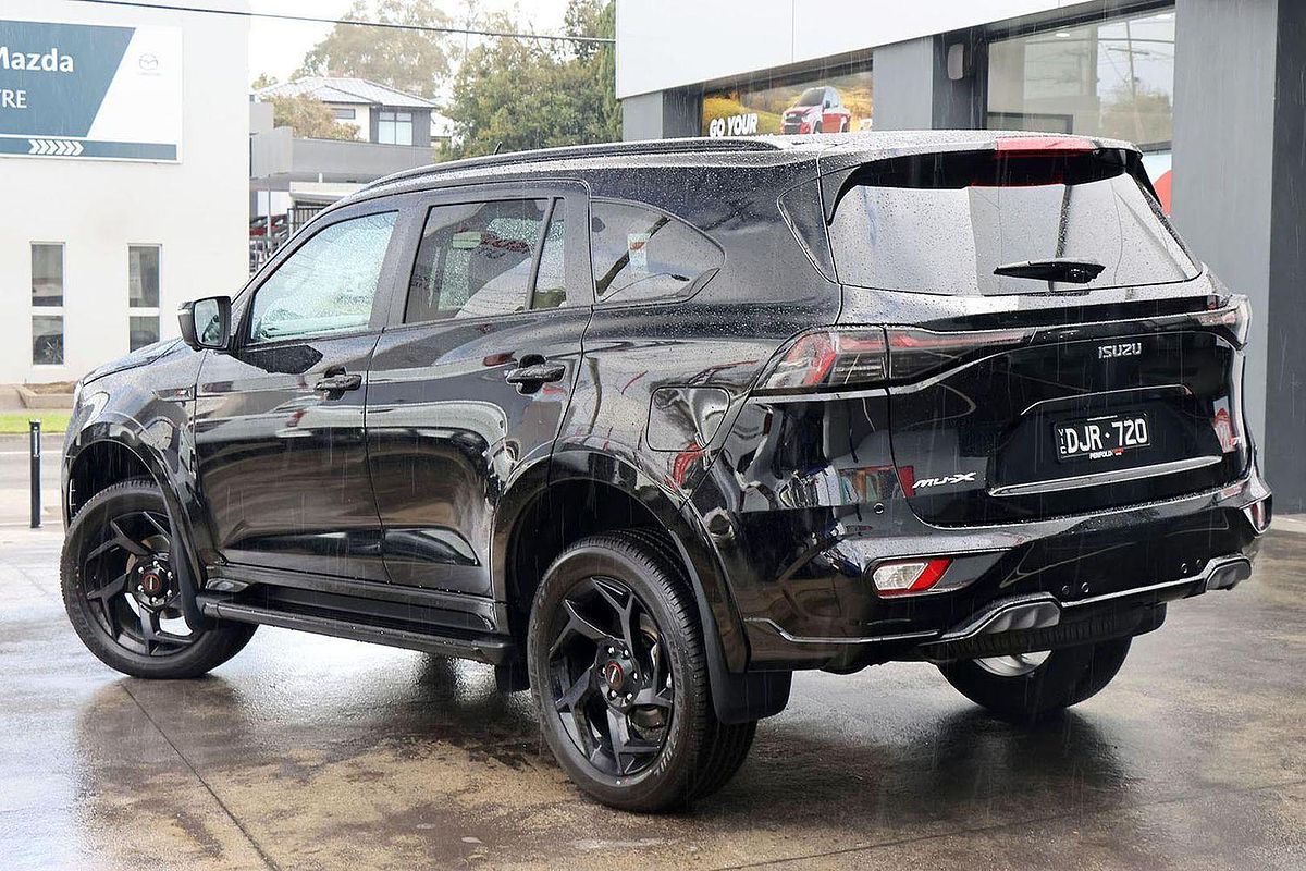 2025 Isuzu MU-X X-TERRAIN