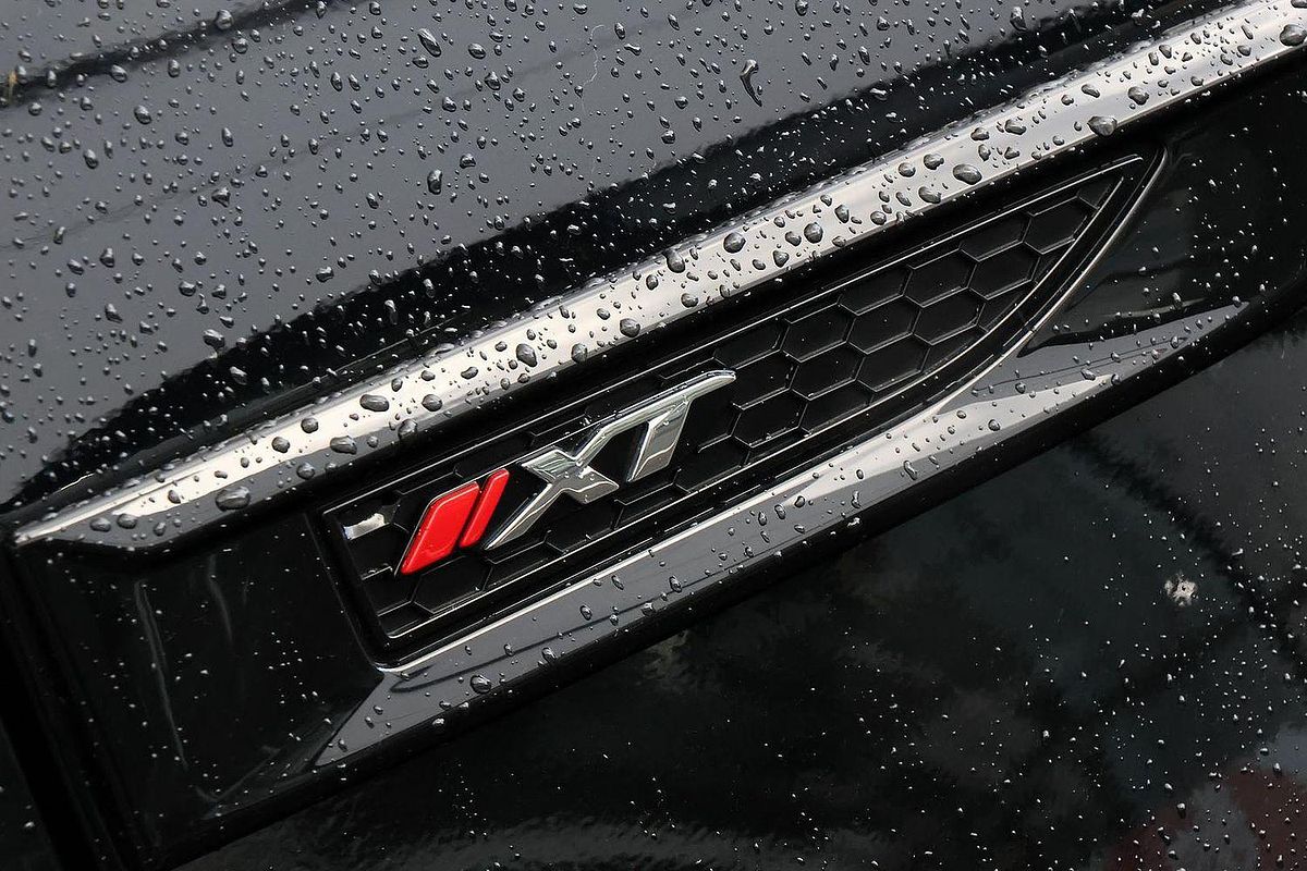 2025 Isuzu MU-X X-TERRAIN