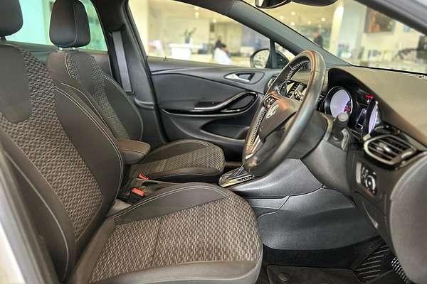 2019 Holden Astra RS Black Edition BK