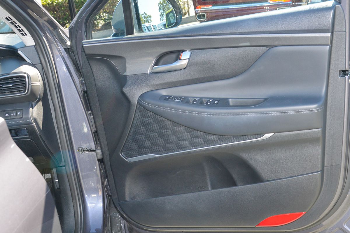 2021 Hyundai Santa Fe Active TM.V3