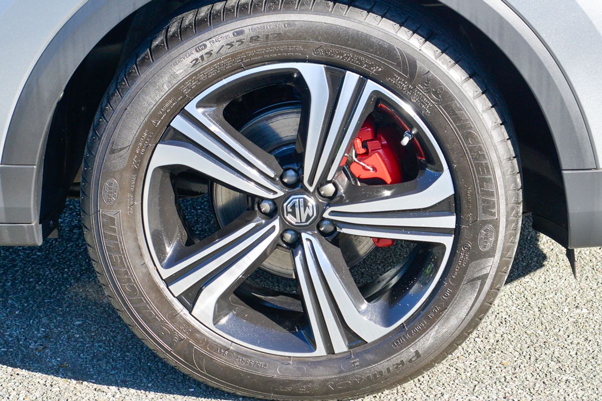 2021 MG ZST Excite