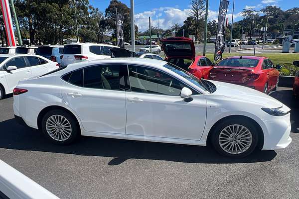 2024 Toyota Camry Ascent AXVH70R