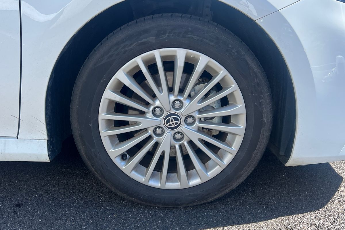 2024 Toyota Camry Ascent AXVH70R