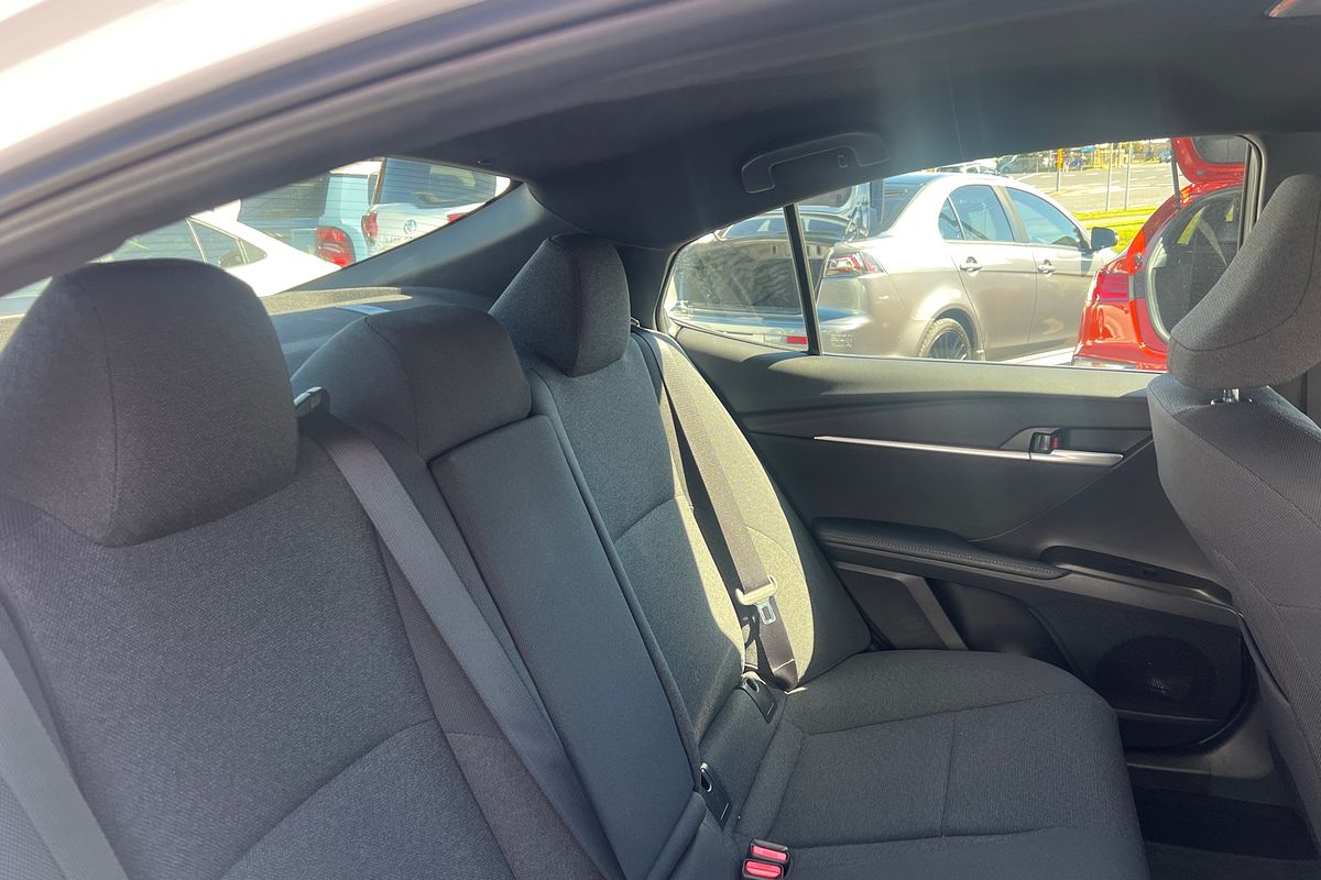 2024 Toyota Camry Ascent AXVH70R