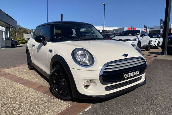 2014 MINI Hatch Cooper F56