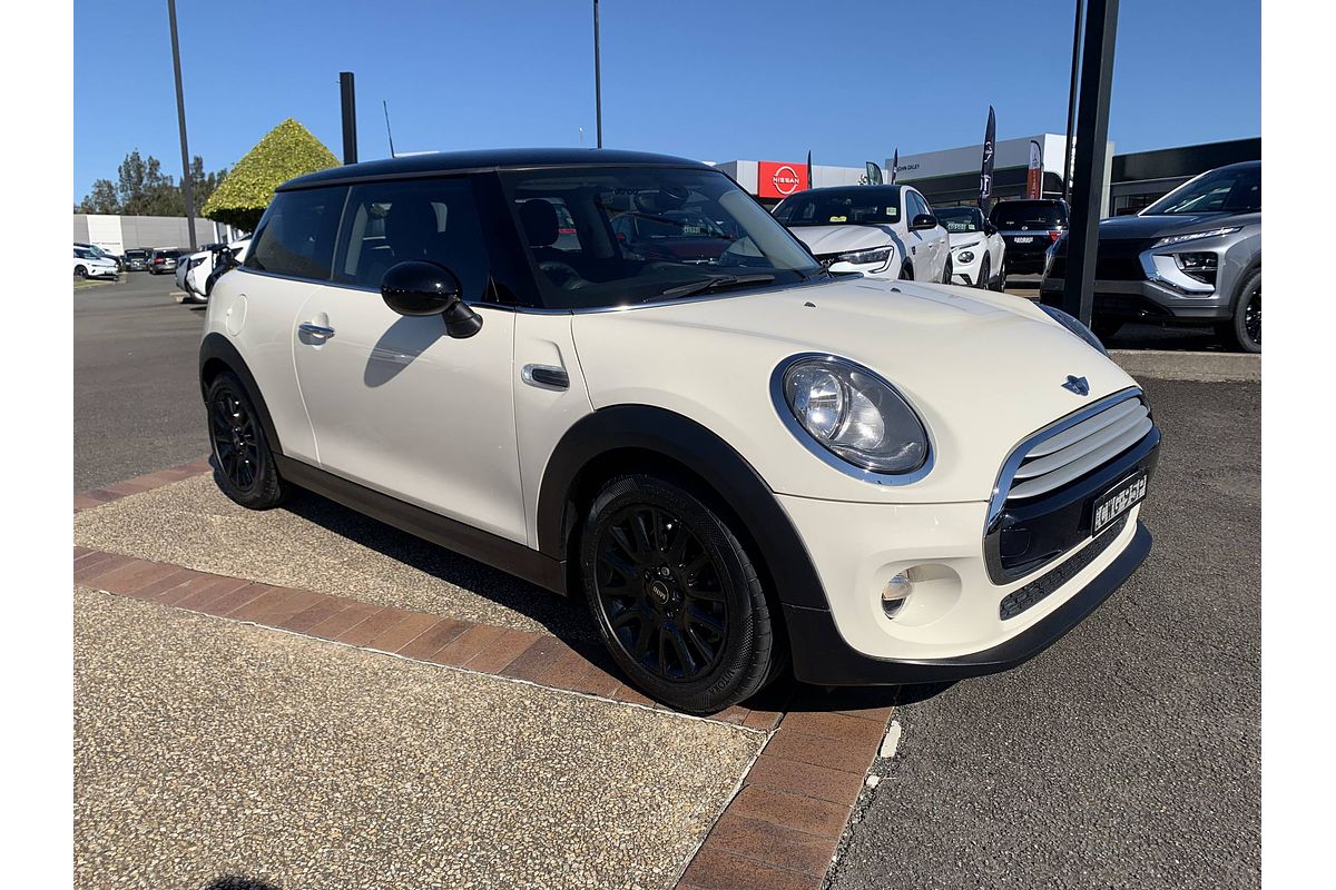 2014 MINI Hatch Cooper F56