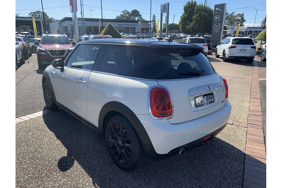 2014 MINI Hatch Cooper F56