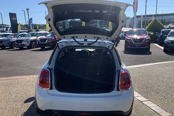 2014 MINI Hatch Cooper F56