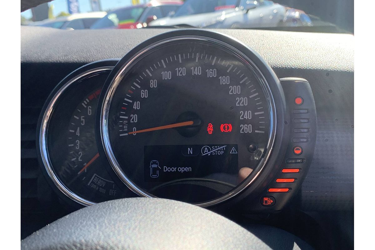 2014 MINI Hatch Cooper F56