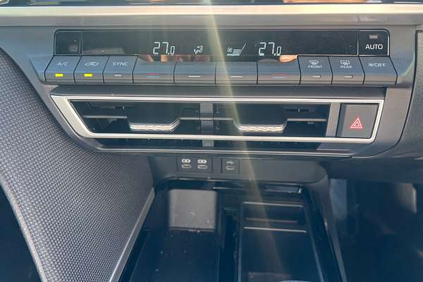 2024 Toyota Camry Ascent AXVH70R