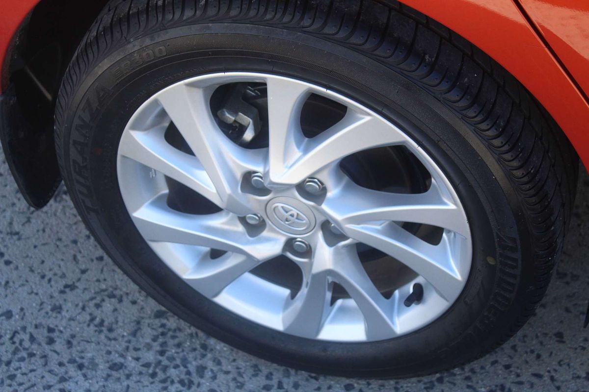 2016 Toyota Corolla Ascent Sport ZRE182R